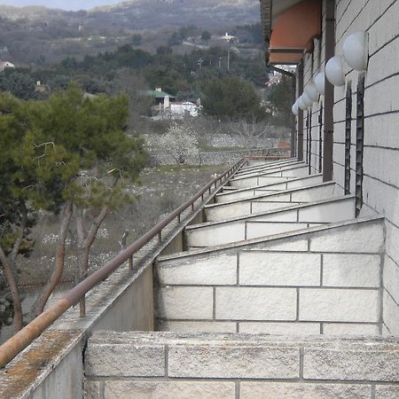 Hotel Menta & Rosmarino Monte Sant'Angelo Exterior photo
