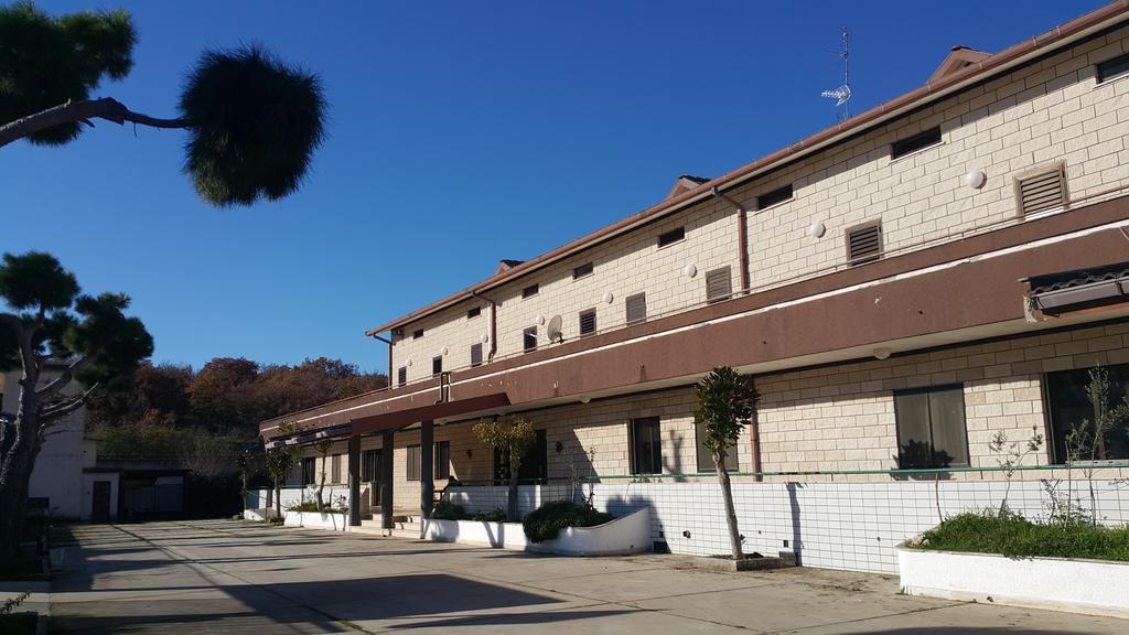 Hotel Menta & Rosmarino Monte Sant'Angelo Exterior photo