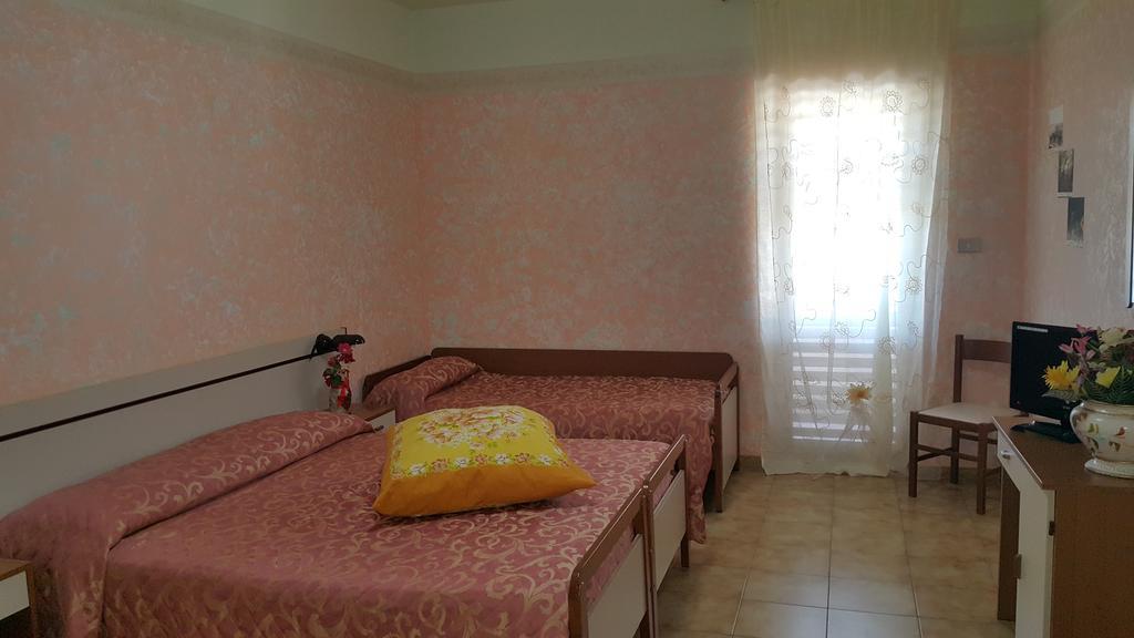 Hotel Menta & Rosmarino Monte Sant'Angelo Room photo